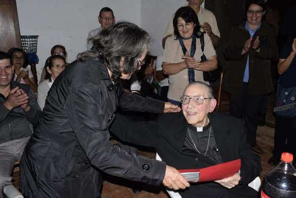 Pa'i Carlos; sesenta años al servicio de la Iglesia Católica - Digital Misiones