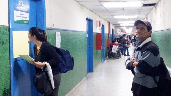 Servicio de Neurología se ralentizó por falla de sistema - Edicion Impresa - ABC Color
