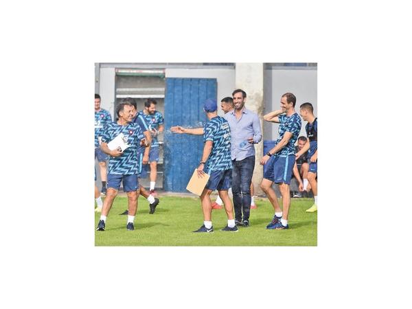 Russo insiste con los trabajos tácticos