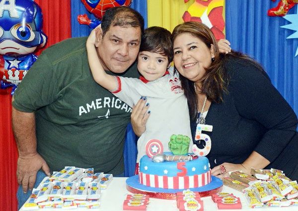 ABC EN SOCIEDAD - Edicion Impresa - ABC Color