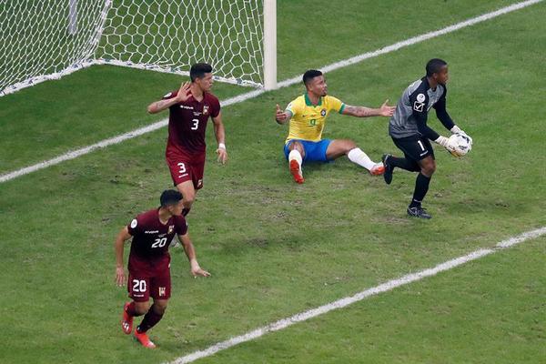 Venezuela consigue un valioso empate ante Brasil | .::Agencia IP::.
