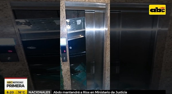 Técnico cae con ascensor desde el quinto piso