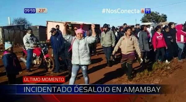 Violencia durante desalojo en Amambay | Noticias Paraguay