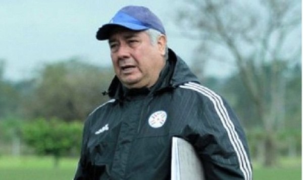 Carlos Jara Saguier: “Marcar a Messi sólo por zona”