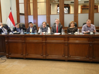 Solicitan antecedentes para saber si se obró acorde a la ley - Radio 1000 AM