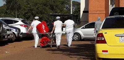 Mal manejo de basuras en Clínicas - Cronicas Ciudadanas - ABC Color