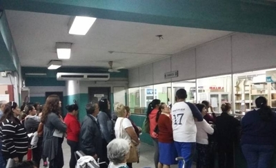 HOY / Cae sistema y asegurados quedan sin poder retirar medicamentos en Boquerón de IPS