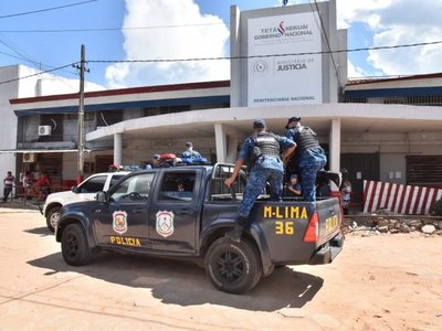 Presidente apunta a construir cinco cárceles durante su gestión