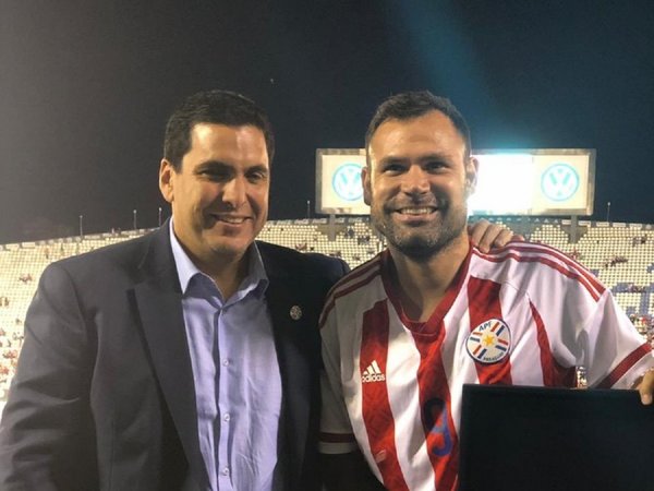 Las promesas si llega a ganar Paraguay