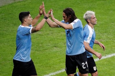 Cavani y Suárez viven una “etapa de plenitud” - Deportes - ABC Color