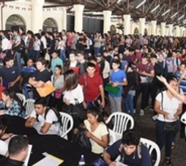 Diputados da su visto bueno a ley de empleo parcial - Paraguay.com