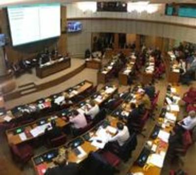 Cámara de Senadores aprueba proyecto de reforma tributaria  - Paraguay.com