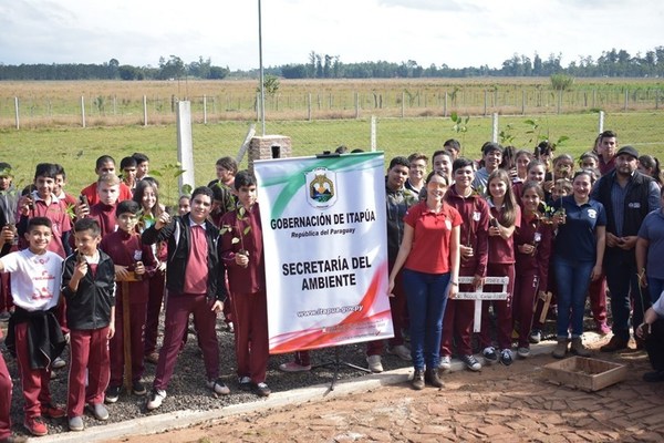 JORNADA DE REFORESTACIÓN EN GENERAL DELGADO.