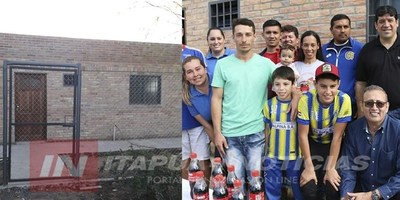 NIÑO HÉROE DE CAPIATÁ RECIBE UNA CASA NUEVA TOTALMENTE AMOBLADA.