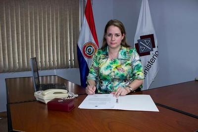 Acusan a una mujer por Trata de Personas, Explotación Laboral y Sexual y Proxenetismo - ADN Paraguayo
