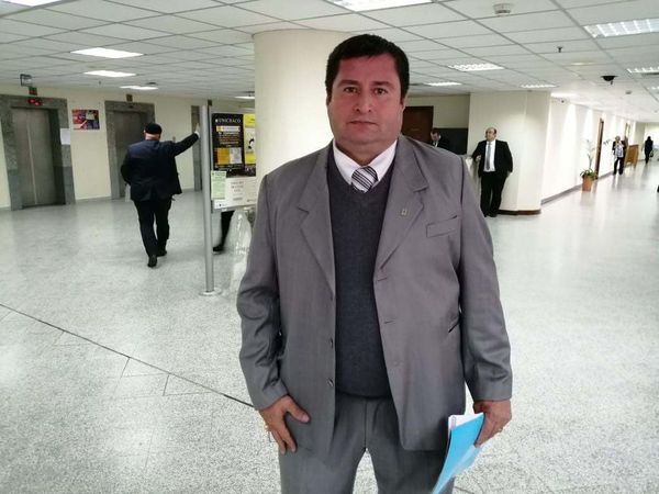 Colegio de Abogados de Canindeyú criticó cambio de la Corte