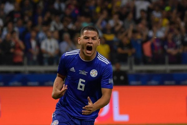 Paraguay empata y sigue con vida en la Copa América - Fotos - ABC Color