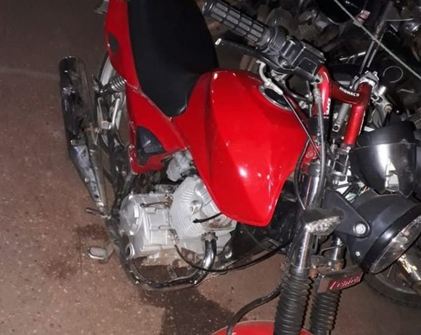 Capturan a un joven con una moto robada - Nacionales - ABC Color