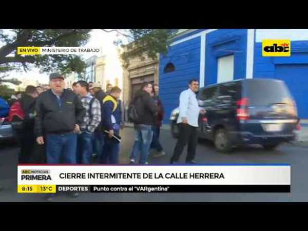 Cierre intermitente de la calle Herrera - Tv - ABC Color