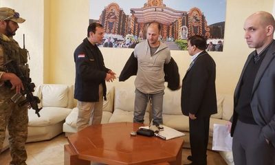 Libanes que encabezaba red de lavado de dinero y que cayó en el CDE es extraditado a EEUU