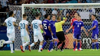 HOY / Lo del VAR trae cola: APF reclamará a Conmebol las jugadas polémicas