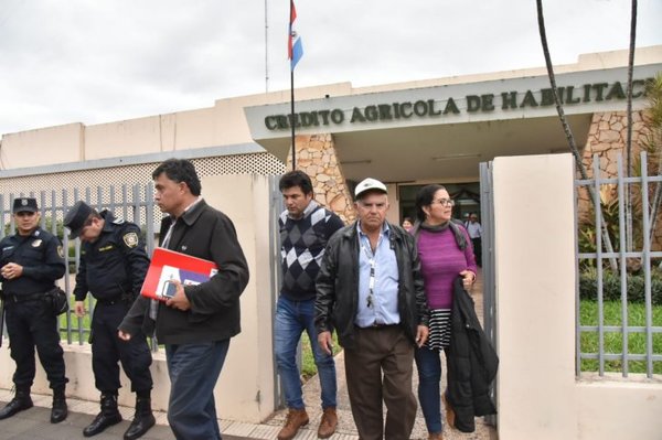 Negociación se traba porque labriegos no presentan documentos según Coscia » Ñanduti