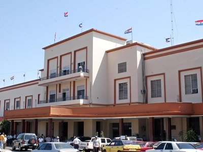 Amplían presupuesto para Aduanas y el Gabinete presidencial