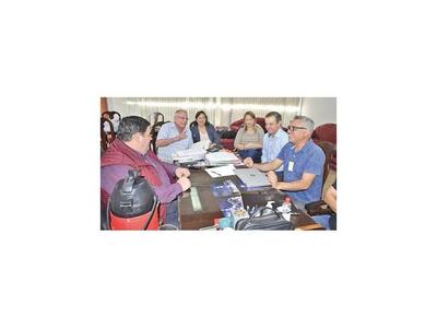 San Ignacio ultima detalles para  su   soñado aeródromo