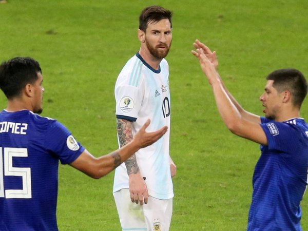 La imagen de Messi contra Paraguay de la que hablan en Argentina