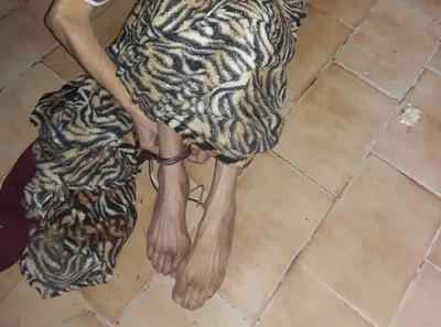 ¡De terror! Detienen a un hombre por tener atada a su madre » Ñanduti