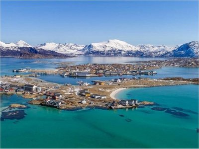 Sommaroy, la isla real donde quieren eliminar el tiempo