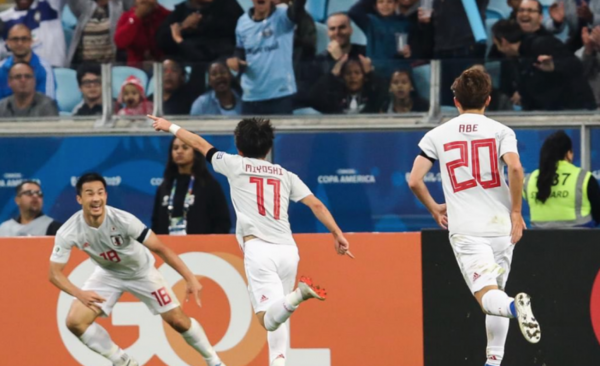 HOY / Japón no se la hace fácil a Uruguay