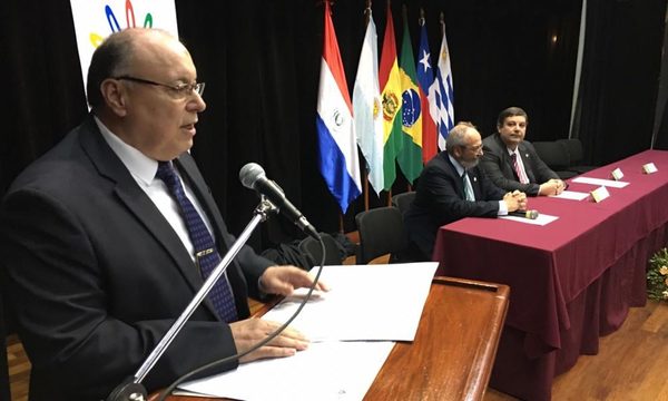 Gerónimo Laviosa asume como presidente de la AUGM