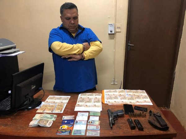 Detienen a supuesto informante de la Senad tras denuncia por extorsión