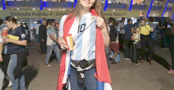 ¡Locutora, amenazada por alentar a sele curepa!
