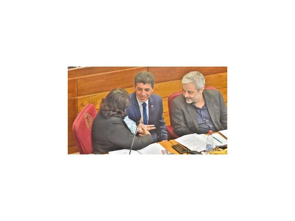 Rechazan propuesta de avalar aumentazos a medida del Ejecutivo