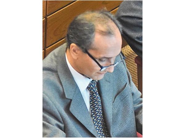 Ayala rinde homenaje a la Constitución paraguaya