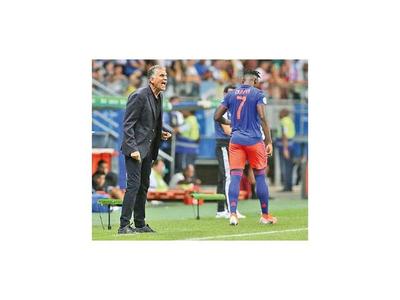 Queiroz anuncia una rotación en Colombia