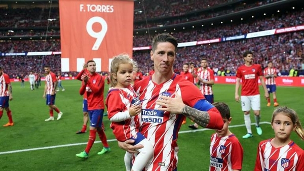 HOY / Fernando Torres anuncia en redes su retirada tras 18 años