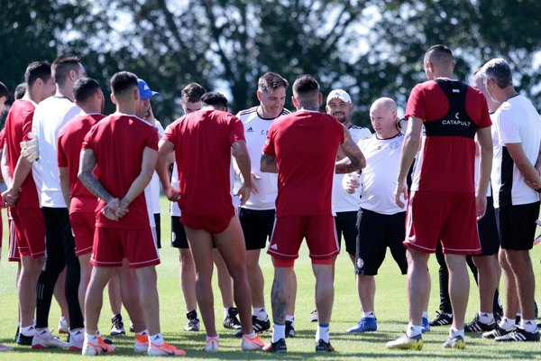 La Albirroja recobra fuerzas para enfrentar a Colombia