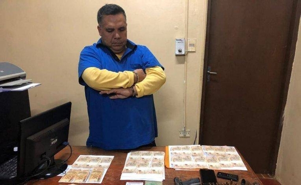 HOY / Se hacía pasar por agente de Senad y exigía US$ 20.000 para no involucrar a víctimas
