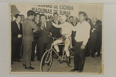 Falleció el ciclista Lorenzo Prieto, primer paraguayo en el Guinness - ADN Paraguayo