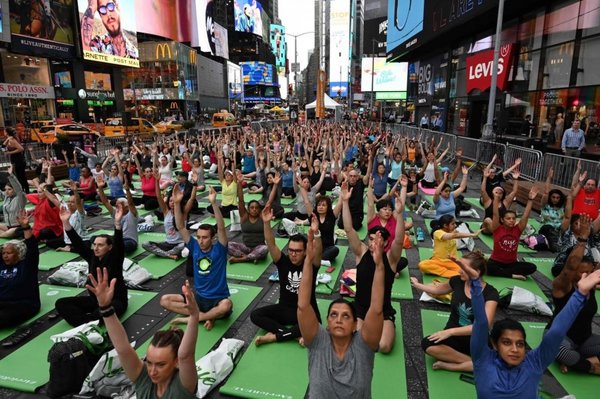 Día Internacional del Yoga en el mundo - Fotos - ABC Color