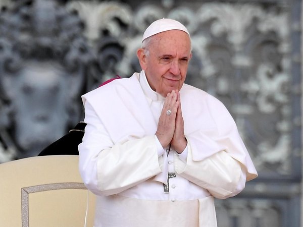 Francisco a los jóvenes: "Declaren la guerra al acoso escolar"