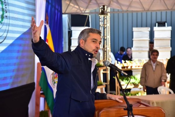 Mario Abdo se ofusca en Misiones y defiende su gobierno de las críticas