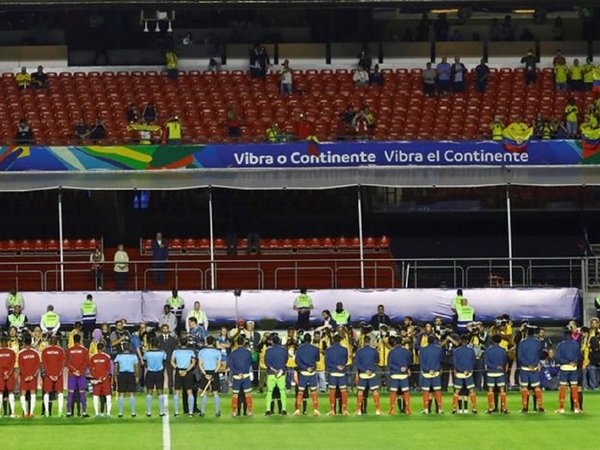 Los cinco colombianos que no estarían ante Paraguay para evitar posible suspensión