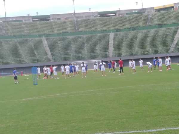 Paraguay entrena en Salvador Bahía