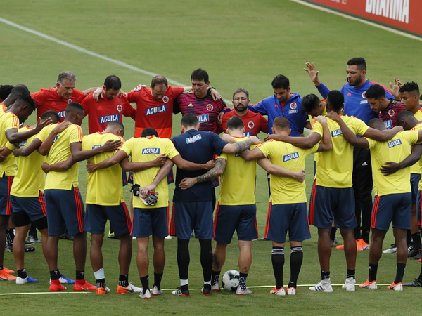 Dudas en Colombia en cuanto al equipo para el domingo