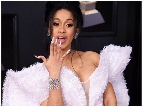 Jurado presentó 14 cargos contra la rapera Cardi B