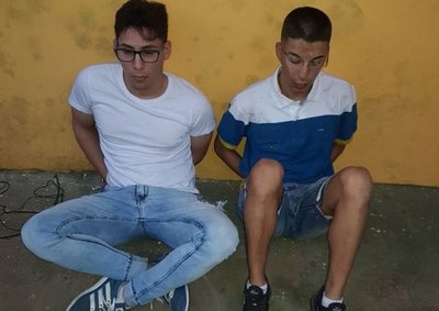 Capturan a dos robacoches en operativo policial conjunto - Edicion Impresa - ABC Color